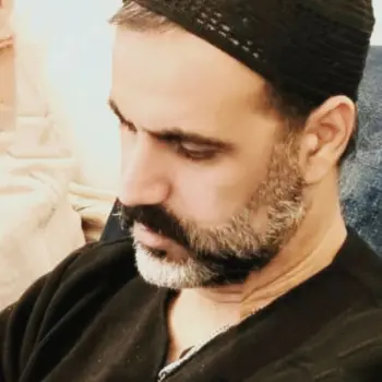 من رضام، اما سکوت علامت من نیست 