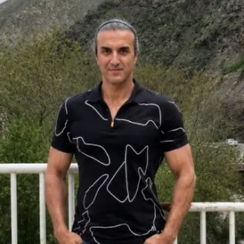 شمع در باران