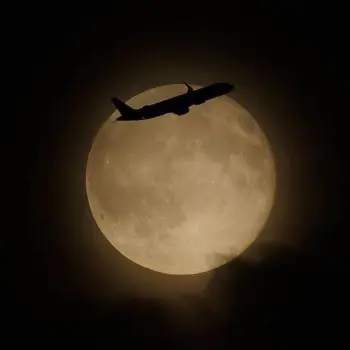 منٜ۪ نویسنده